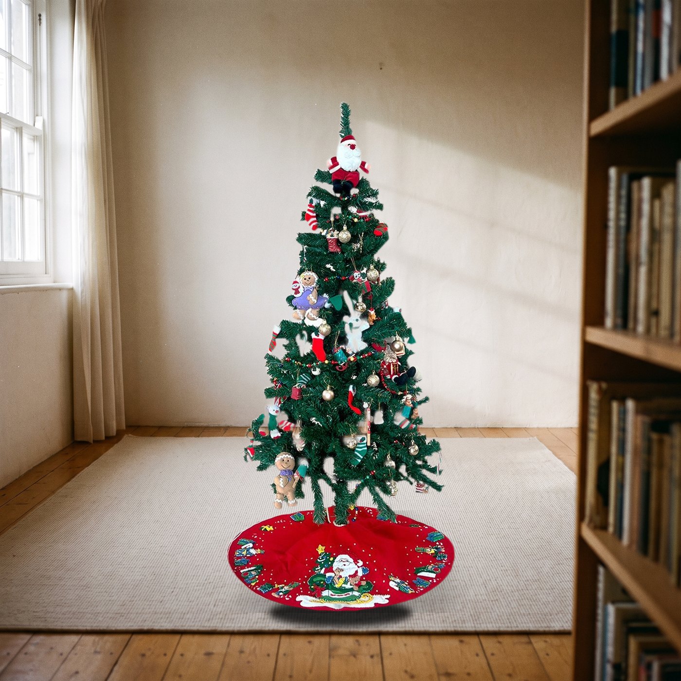 Arbol de navidad decorado en la sala de una casa